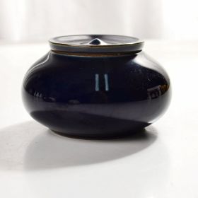 Round Retro Face Powder Sealed Ceramic Tea Pot (Color: Navy Blue)